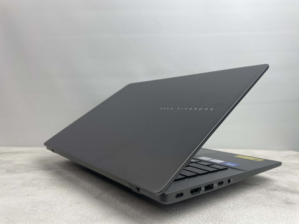Desain Laptop ASUS Vivobook S14 S3407VA